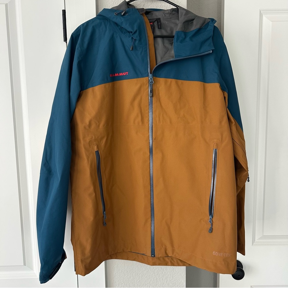 Mammut Men's Teal and Tan Raincoat